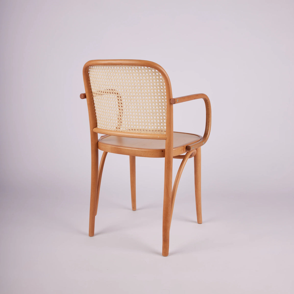 K811 Armchair