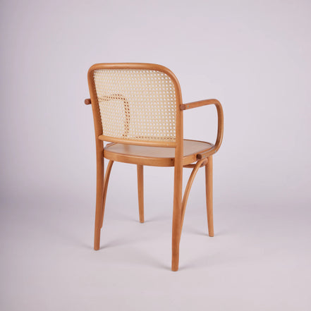 K811 Armchair