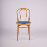 N18 Oval Dining Chair