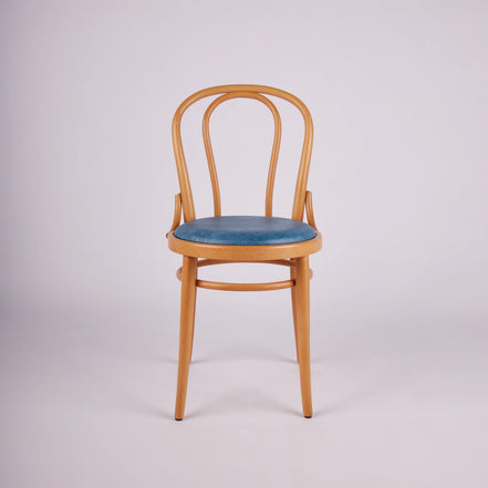 N18 Oval Dining Chair