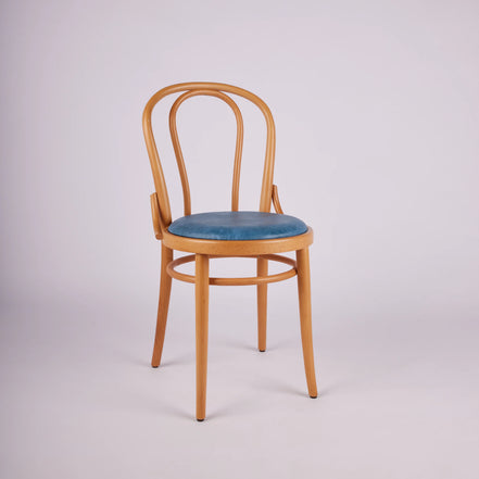 N18 Oval Dining Chair