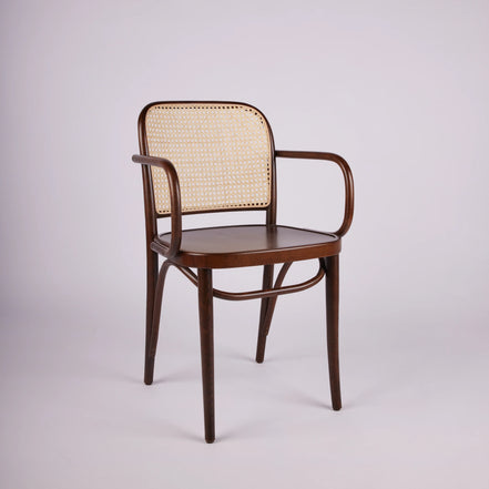 K811 Armchair