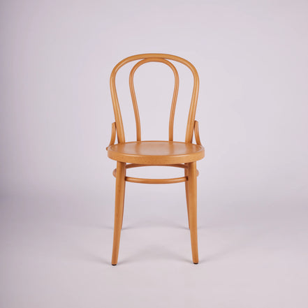 N18 Oval Dining Chair