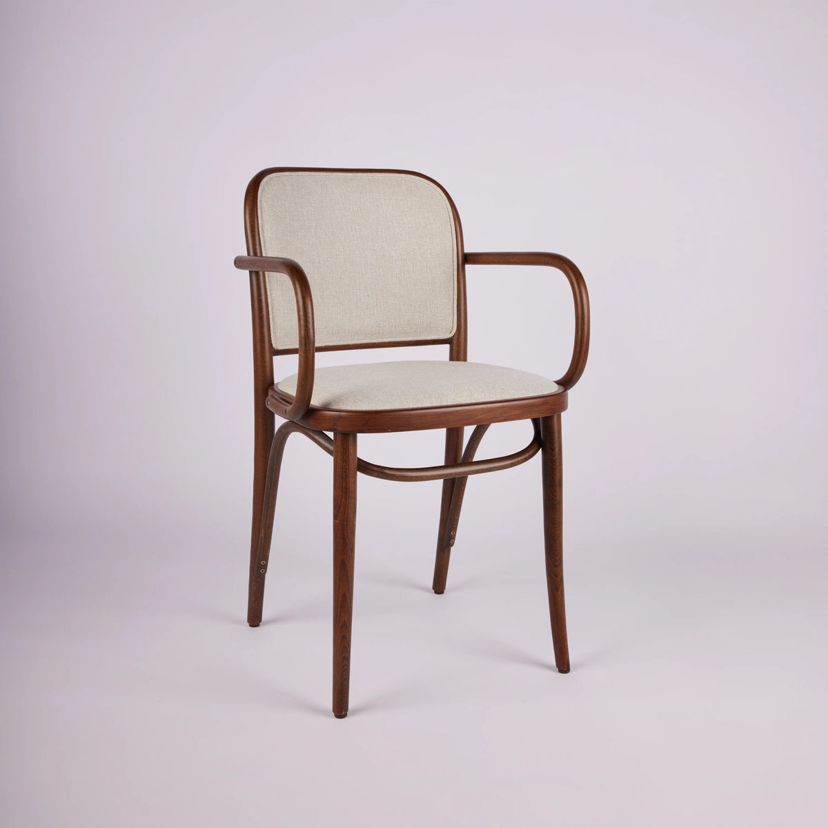 K811 Armchair