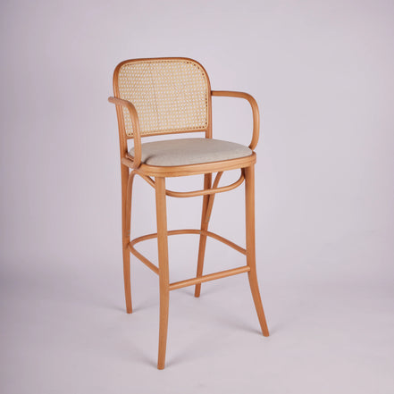 KB811 Bar Stool