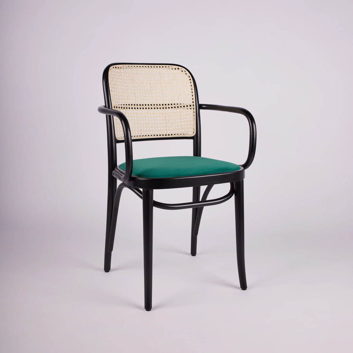 K811 Armchair
