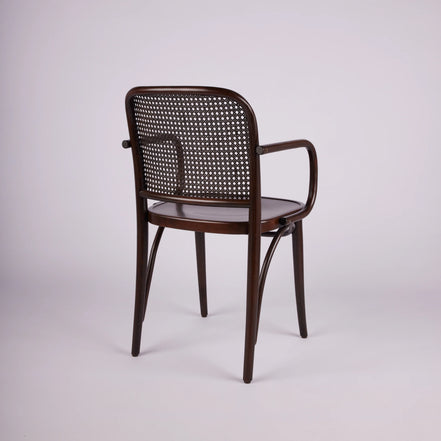 K811 Armchair