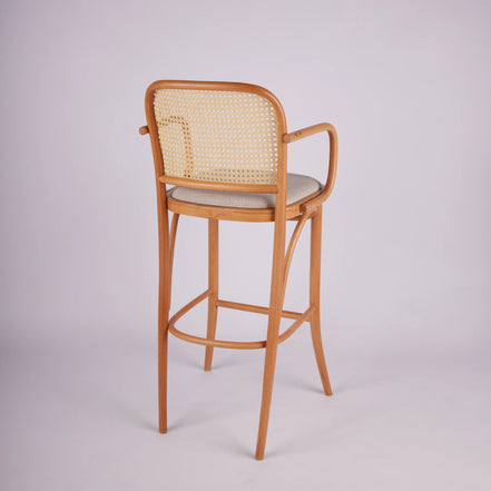 KB811 Bar Stool