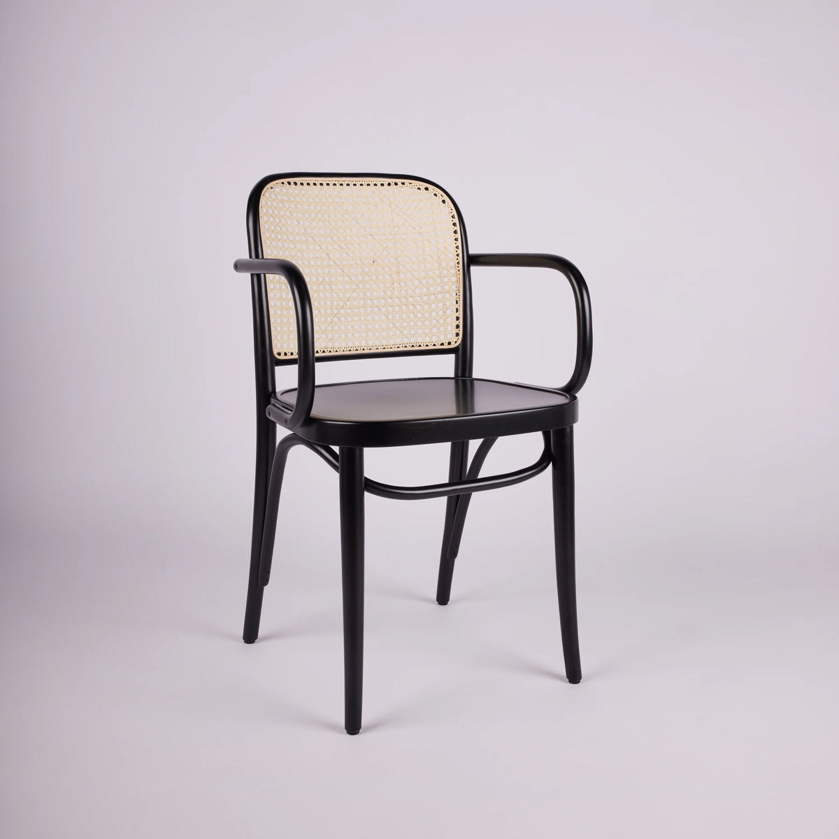 K811 Armchair
