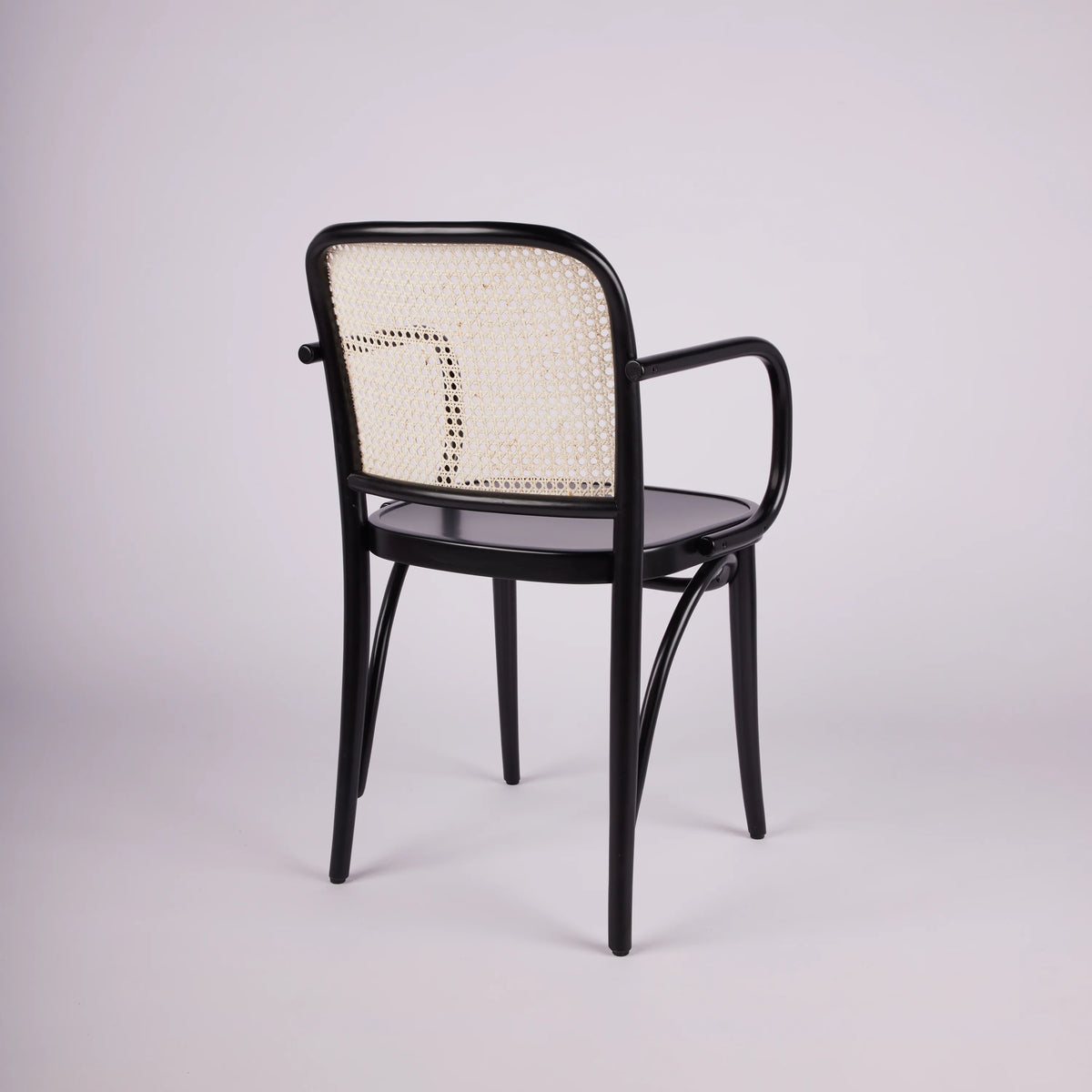 K811 Armchair