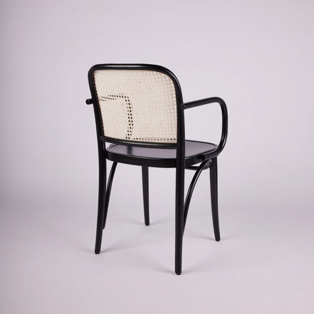 K811 Armchair