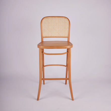 B811 Bar Stool